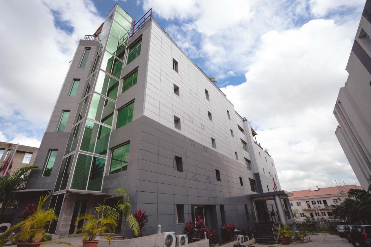 Phoenicia Suites Wupa Esterno foto
