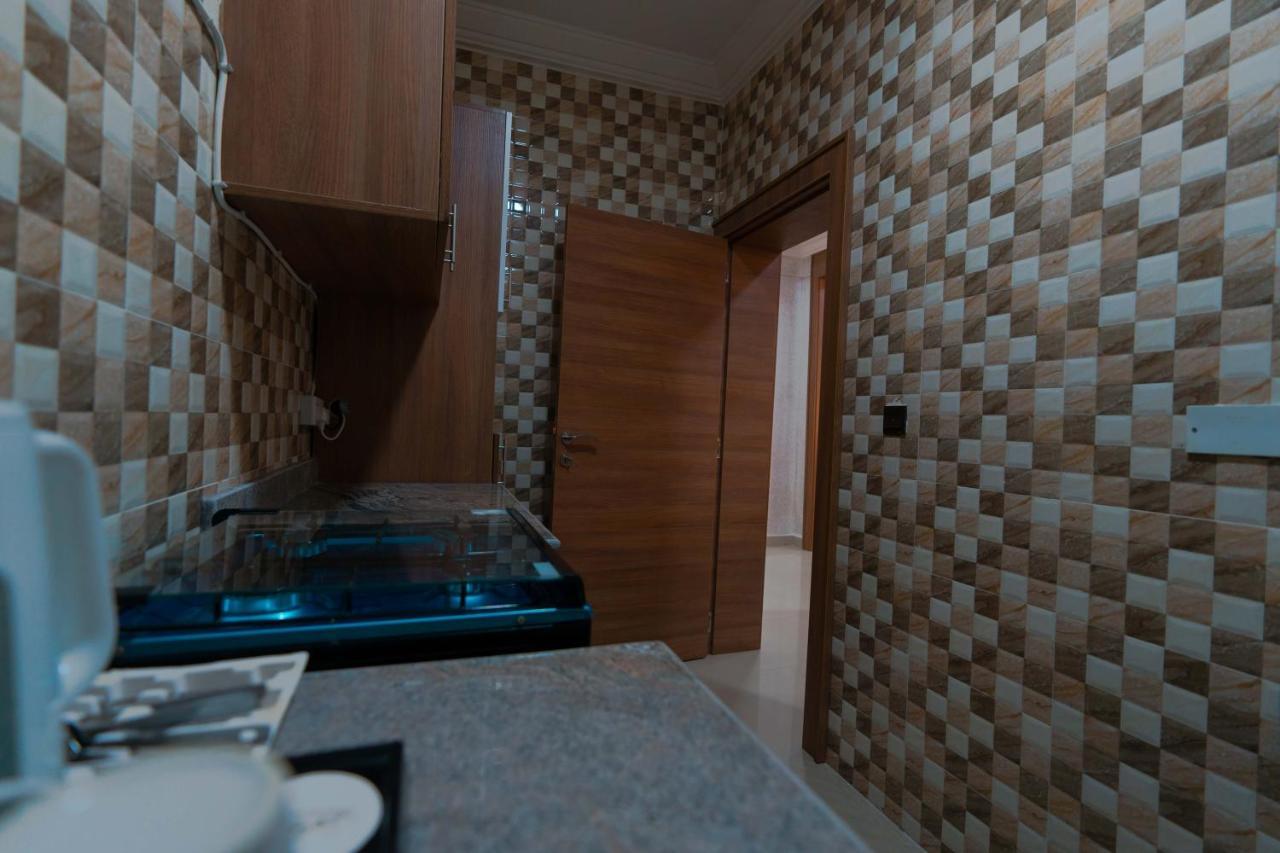 Phoenicia Suites Wupa Esterno foto