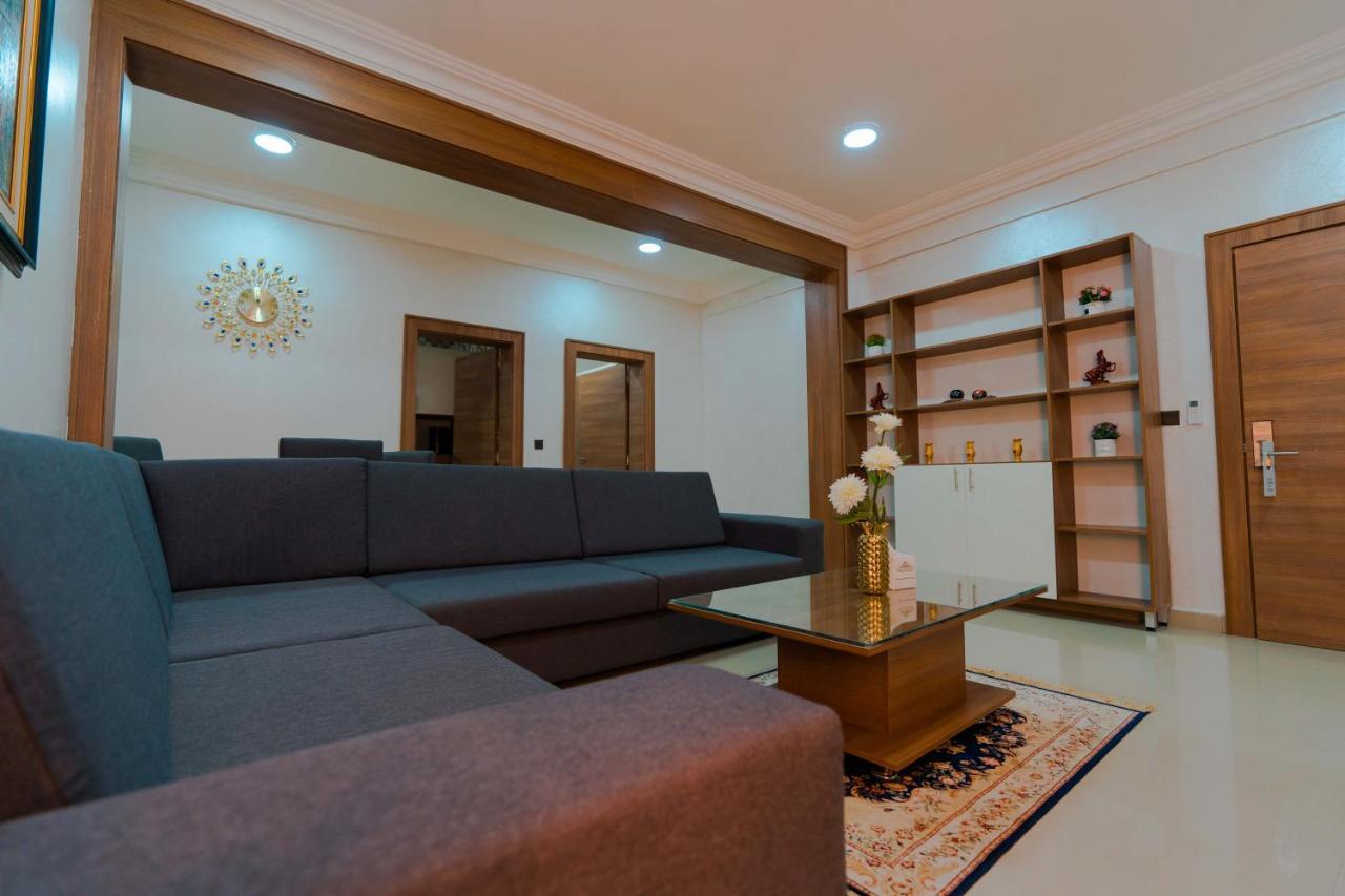 Phoenicia Suites Wupa Esterno foto