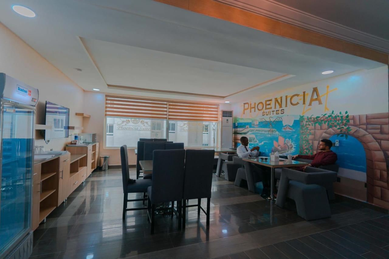 Phoenicia Suites Wupa Esterno foto