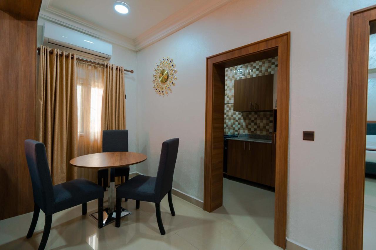 Phoenicia Suites Wupa Esterno foto